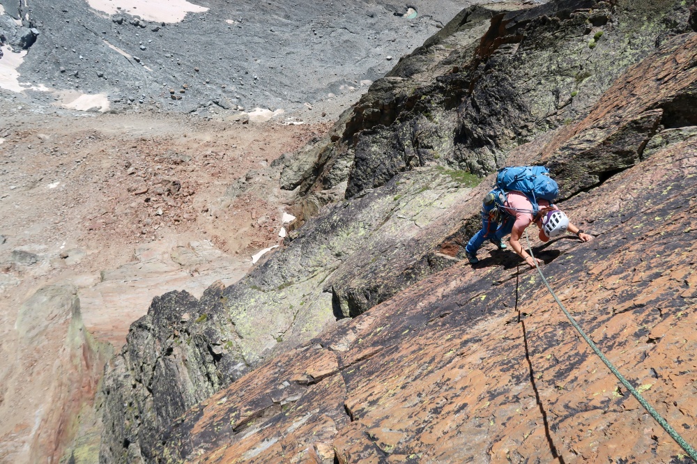 traversée aérienne sur le grand gendarme du Jegigrat